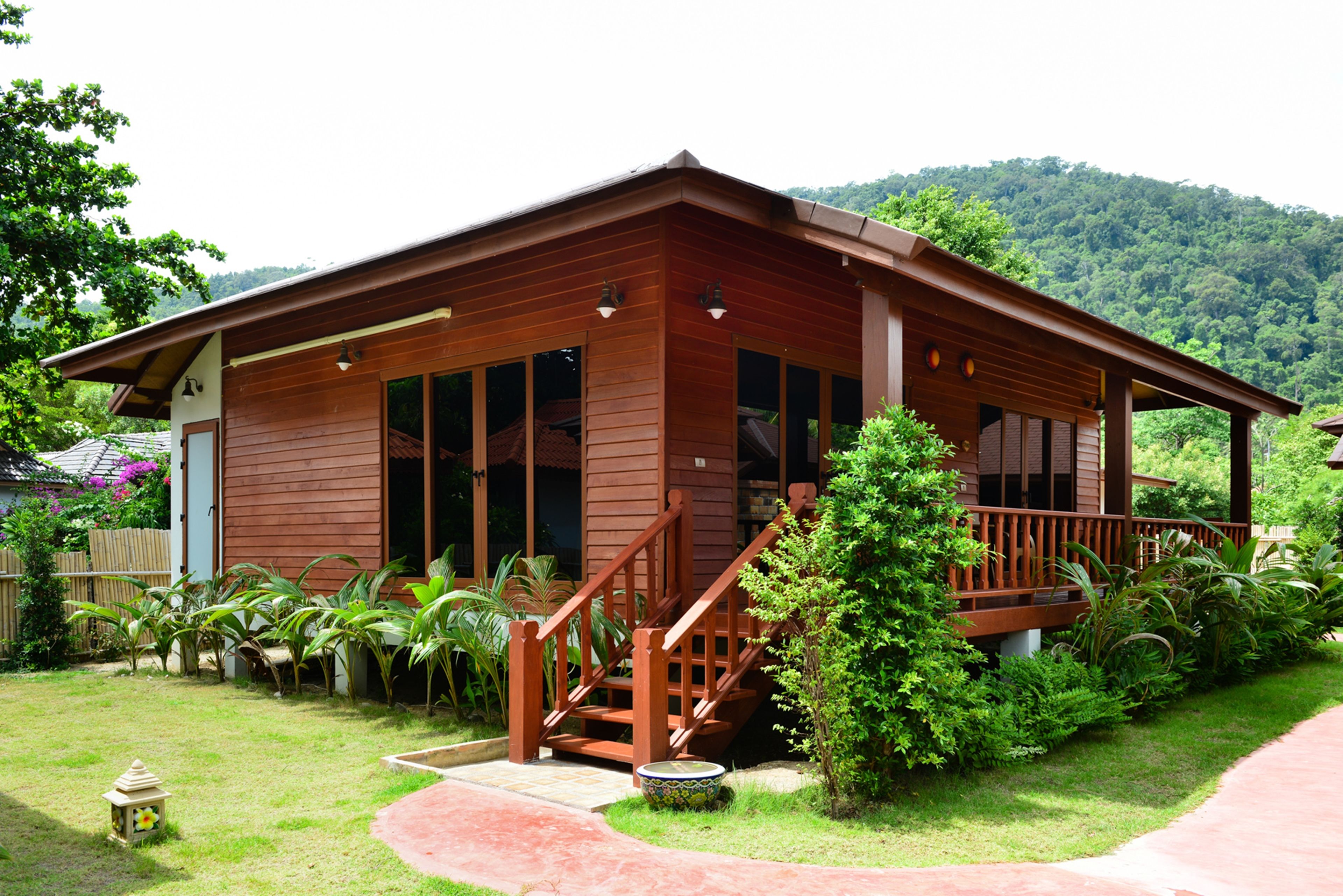 family deluxe 2 bedrooms villa (second row on beach) | view from room