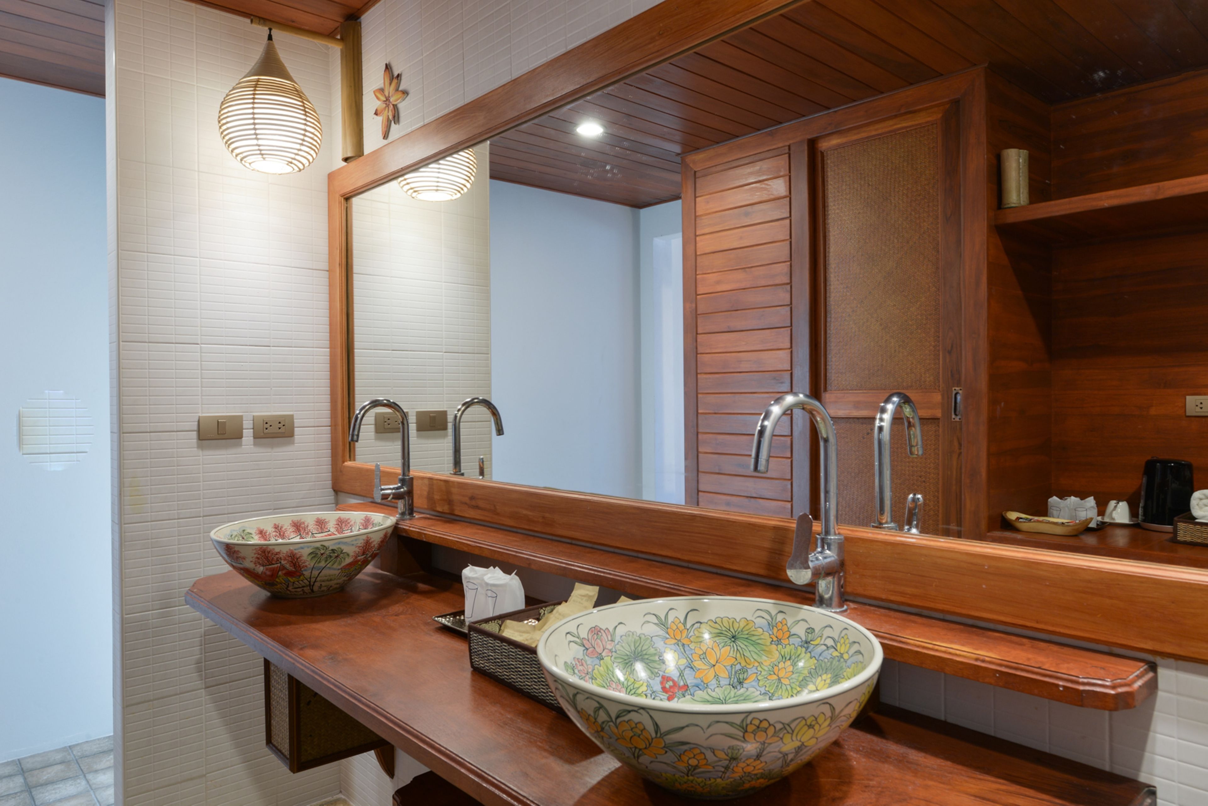 family beachfront 2 bedrooms villa (first row on beach) | bathroom sink