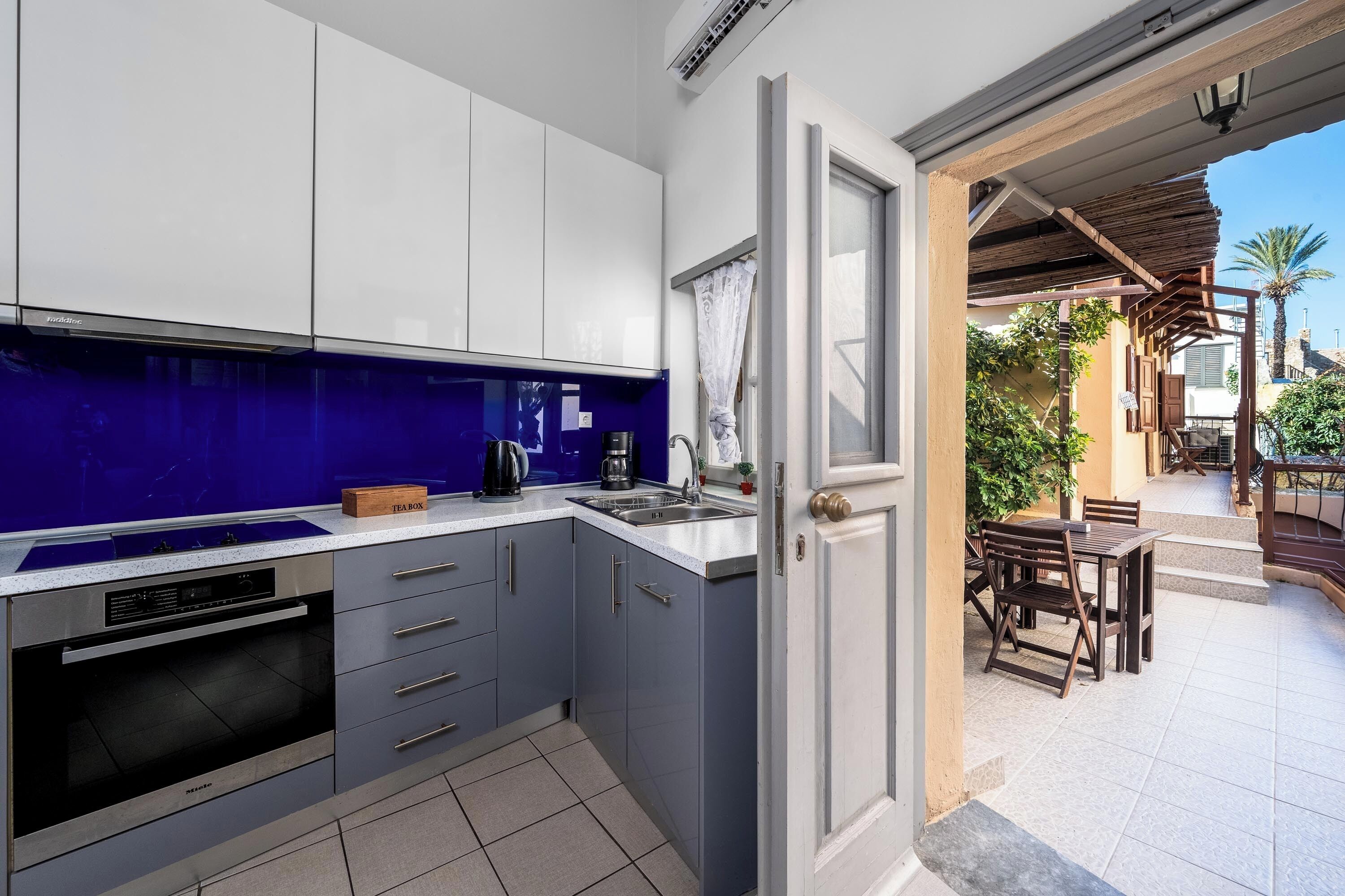 Phòng 4 (Euterpe) | Két bảo mật tại phòng, bàn ủi/dụng cụ ủi quần áo 