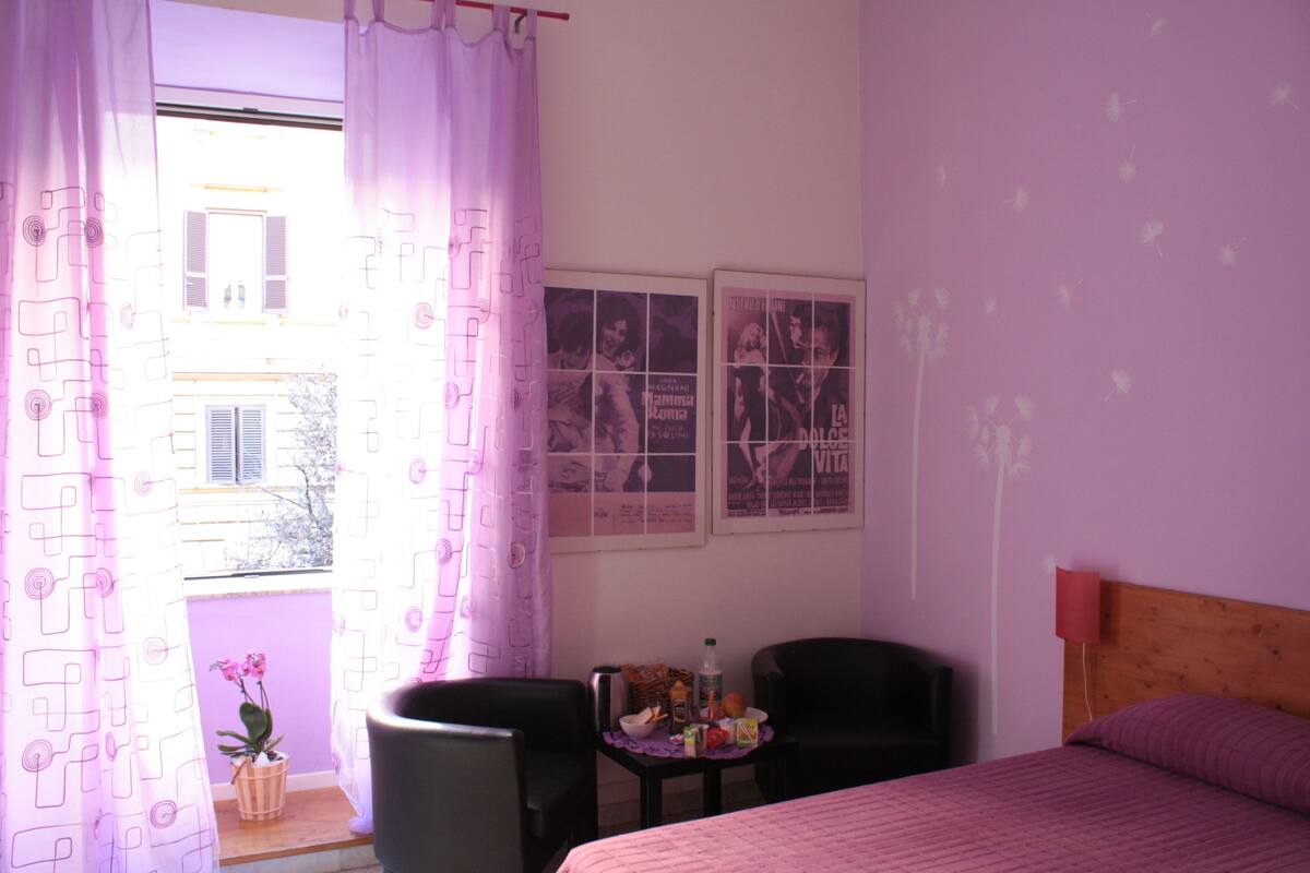 Doppelzimmer, eigenes Bad (external) | Italienische Bettbezüge von Frette, individuell eingerichtet