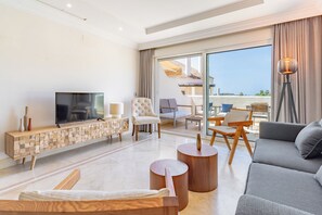 ซูพีเรียอพาร์ทเมนท์, 2 ห้องนอน (2 Bedroom Superior Apartment) | เครื่องนอนระดับพรีเมียม, ตู้นิรภัยในห้องพัก