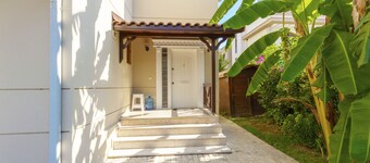Paradise Town Villa Abel