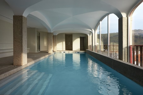 Piscina interna. Abrigo da Montanha Hotel Rural & Spa
