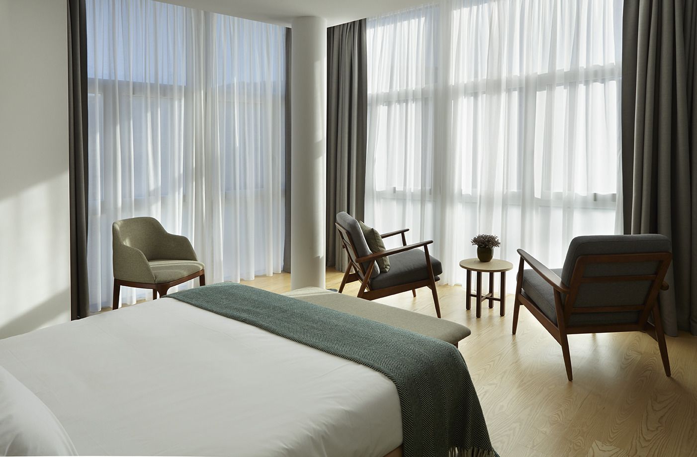 superior room | 1 bedroom, minibar, in-room safe, soundproofing