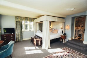 Premium bedding, iron/ironing board, free WiFi - The Peacock at Rowsley (Matlock)