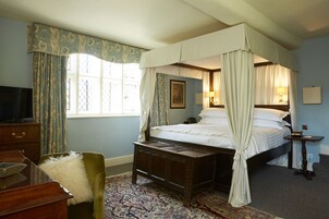 Junior Suite | Premium bedding, iron/ironing board, free WiFi