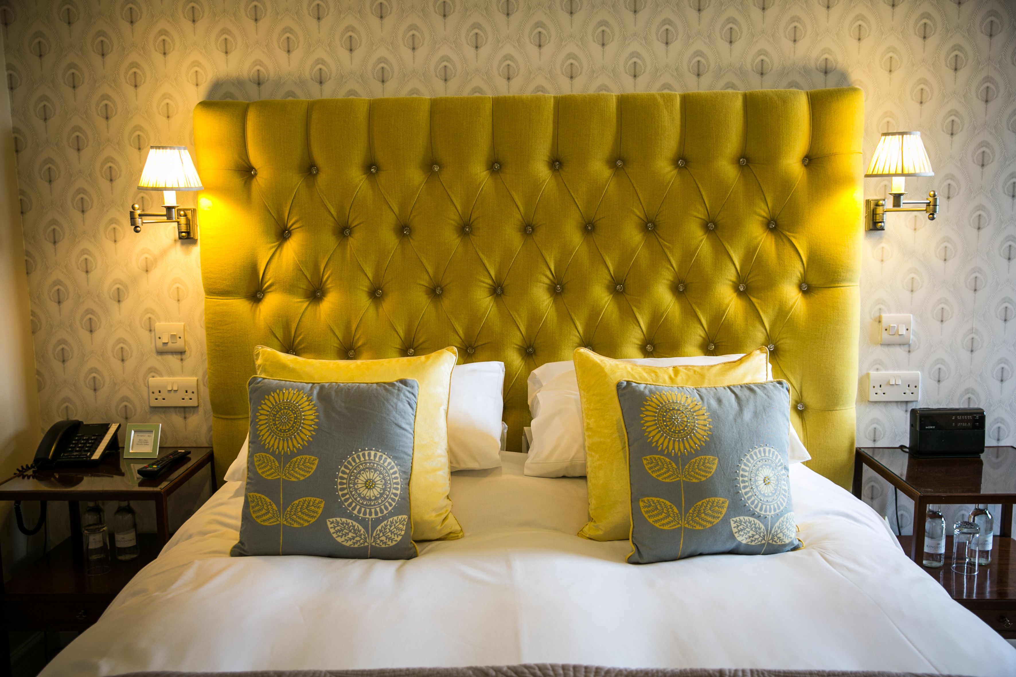 Quarto casal luxo | Escrivaninha, ferros/tábuas de passar roupa, Wi-Fi de cortesia