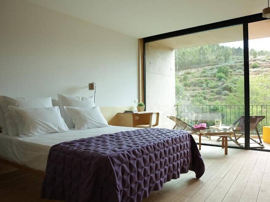 In-room safe, individually furnished, soundproofing, free WiFi