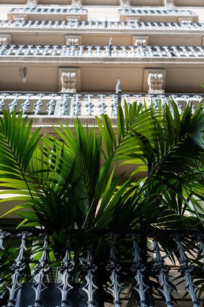 Exterior detail - Hotel Well and Come Barcelona (Barcelona)