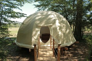 Wigwam | Individually decorated, individually furnished, soundproofing
