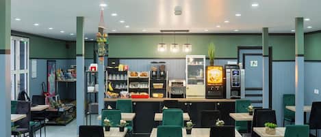 Buffet breakfast on weekdays (EUR 6.90 per person)