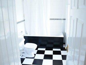 Double Room, Ensuite | Bathroom