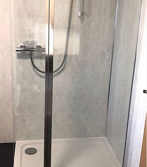 Bathroom - Chevin End Guest House (Ilkley)