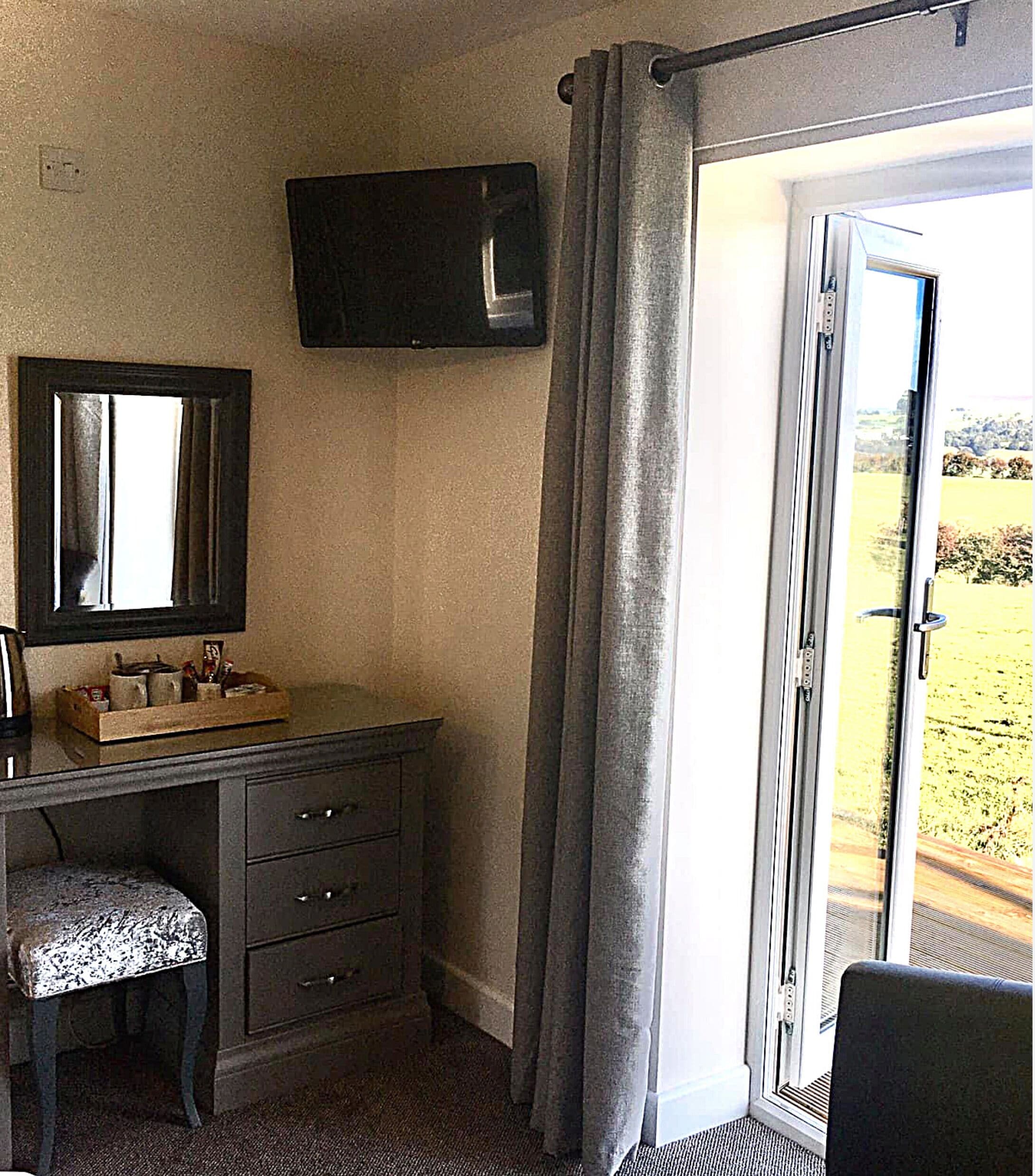 Deluxe Double Room, Ensuite (Deluxe Double Room) | Interior