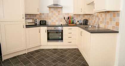Hamilton Grace Apartments - Wessex Court