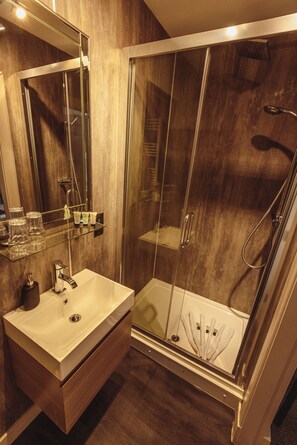 Studio, salle de bain attenante (Bluebell)