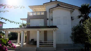 Unclassified image, 3 of 14, button - White Villa (Serik)