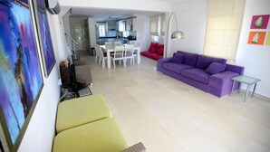 Unclassified image, 5 of 14, button - White Villa (Serik)