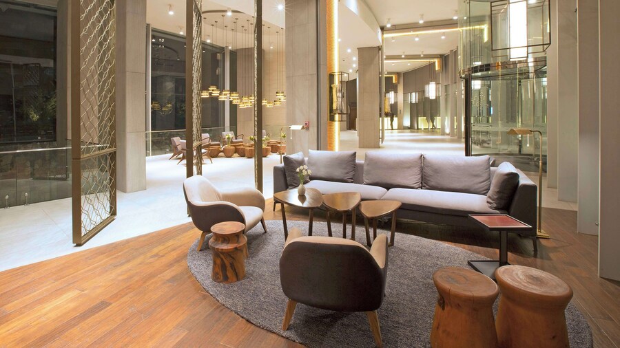 DoubleTree by Hilton Santiago Kennedy