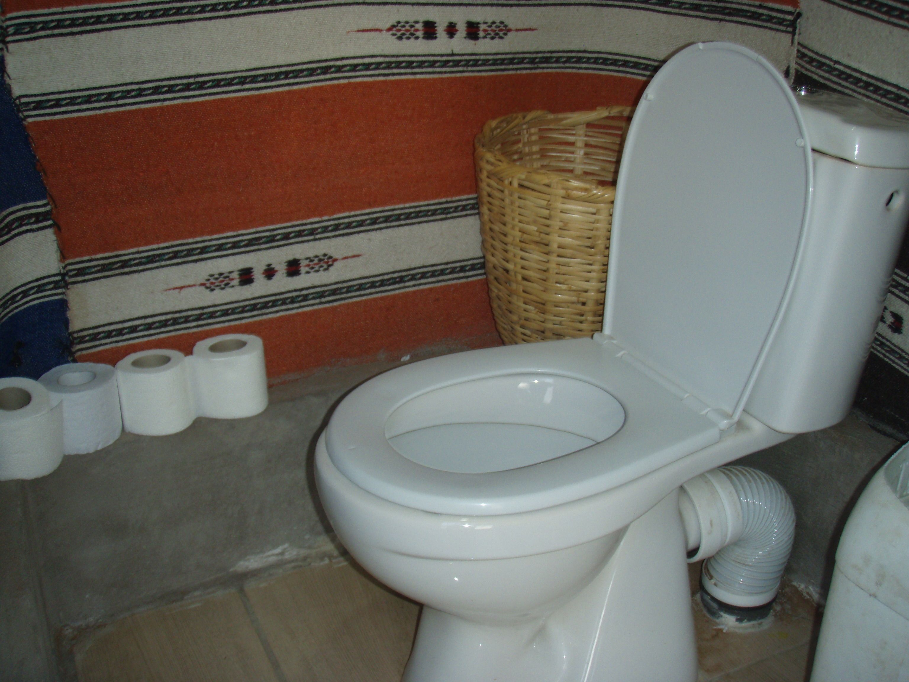 traditional tent, hill view | bathroom | towels