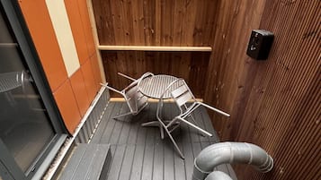 Economy Suite, Private Bathroom (Jacobson Suite) | Terrace/patio