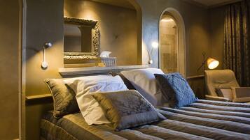 ๋๋ญ์ค ๋๋ธ๋ฃธ