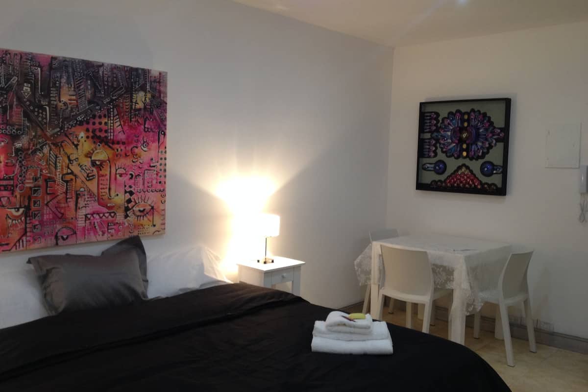 Studio, Kitchenette | Iron/ironing board, free cots/infant beds, rollaway beds, free WiFi