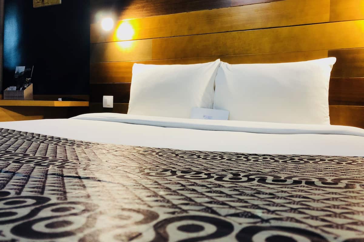 double room | desk, laptop workspace, blackout curtains, soundproofing