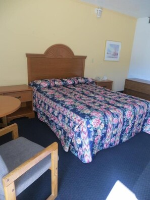 Free WiFi, bed sheets - Adair Budget Inn (Adair)