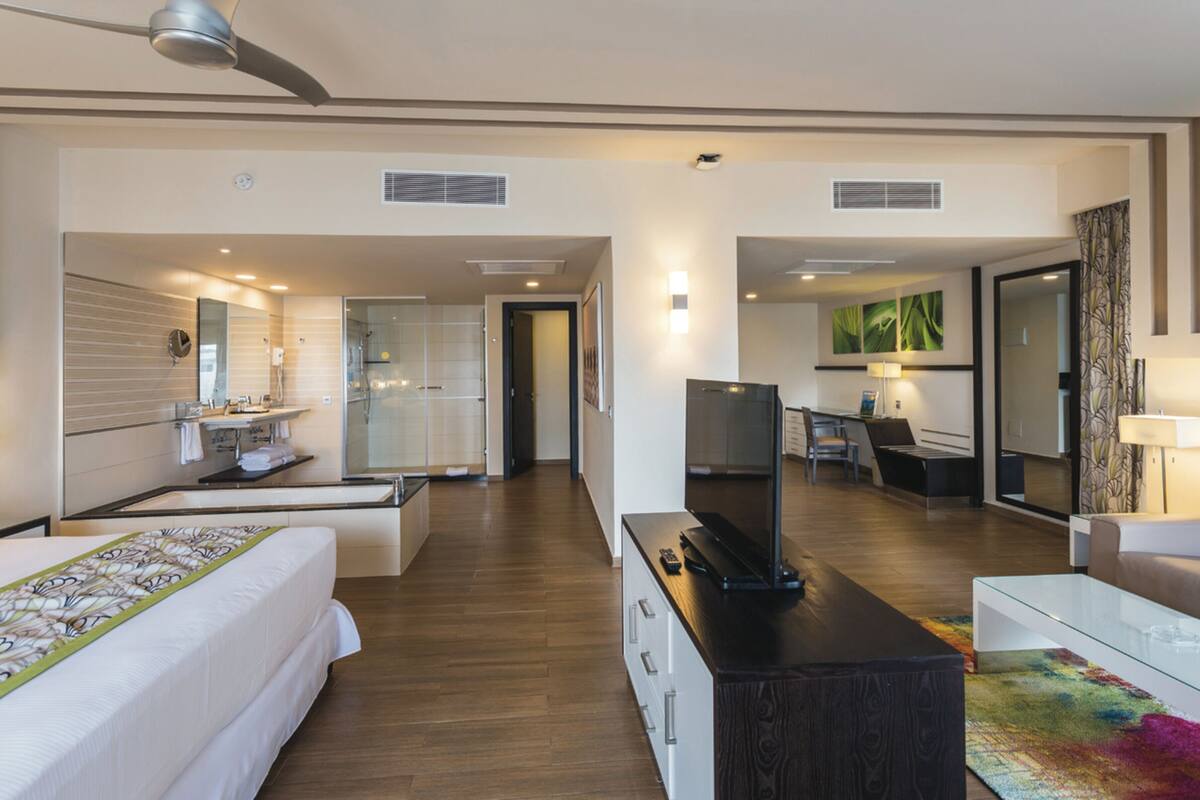 Minibar, in-room safe, blackout drapes, iron/ironing board
