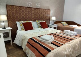 1 habitación, ropa de cama de alta calidad y colchones Select Comfort