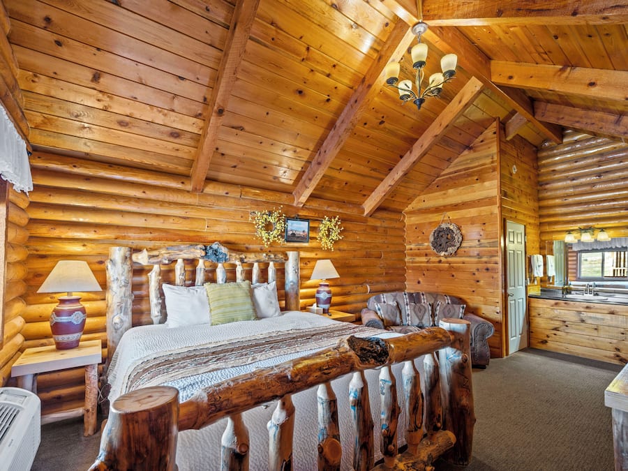 Superior Cabin, Accessible, Private Bathroom | Iron/ironing board, cribs/infant beds, rollaway beds, free WiFi