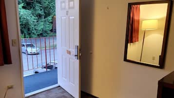 Desk, laptop workspace, iron/ironing board, free WiFi