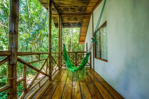 Terrace/patio - Pacoche Lodge & Reserve (San Lorenzo)