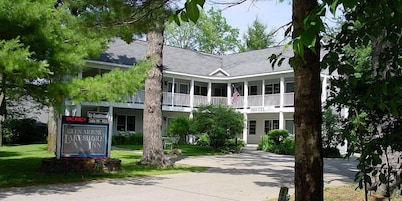 M-22 Inn Glen Arbor