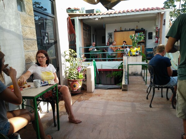 Breakfast area