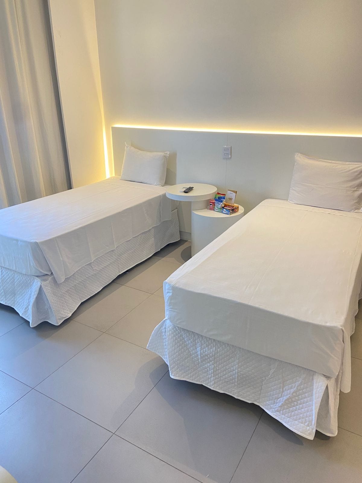 premium quadruple room | desk, free wifi, bed sheets