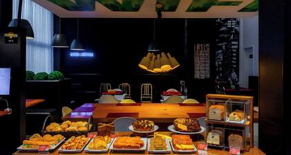 Golden Tower Shopping by Fênix Hotéis