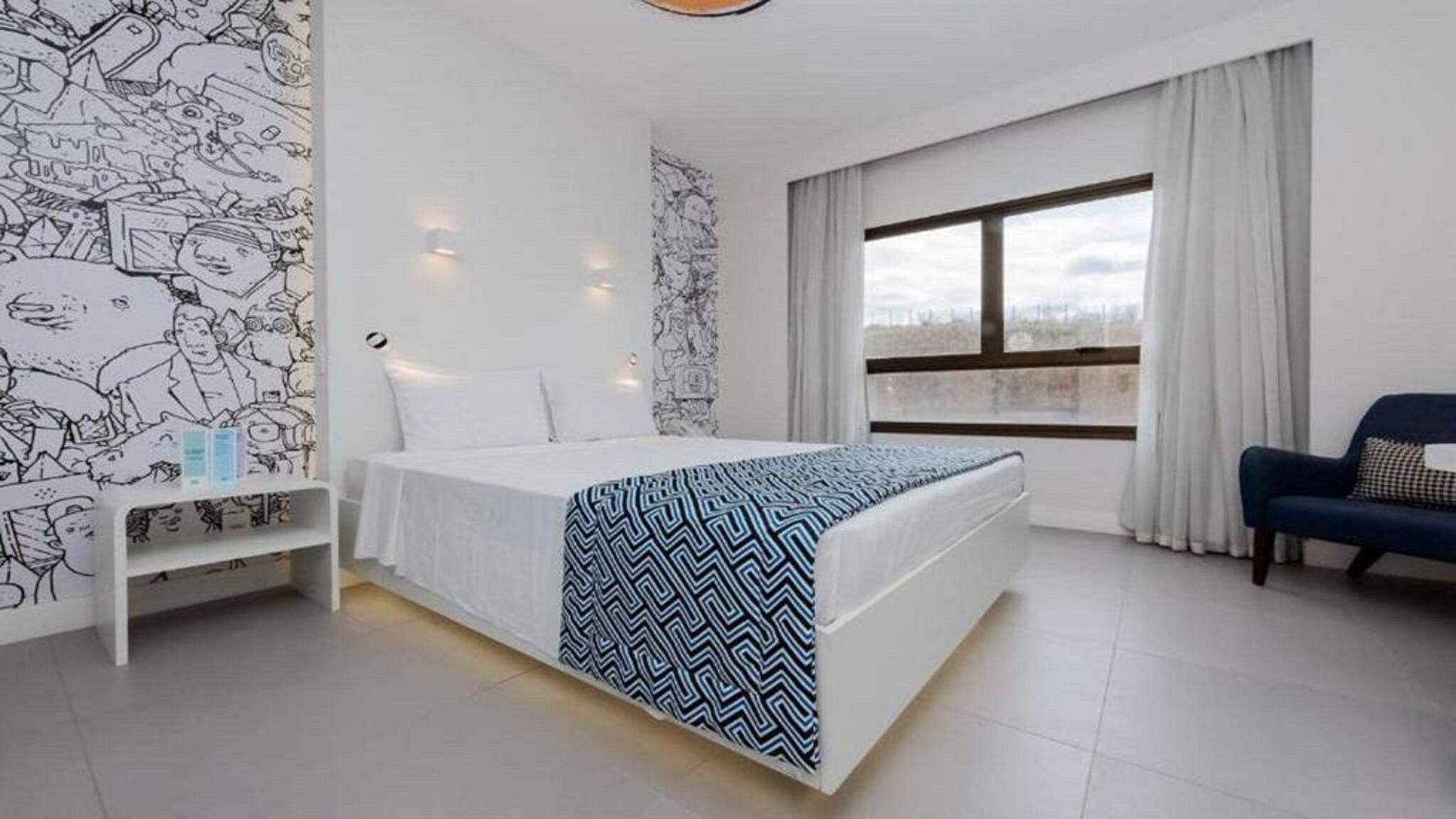 Bureau, Wi-Fi gratuit, draps fournis