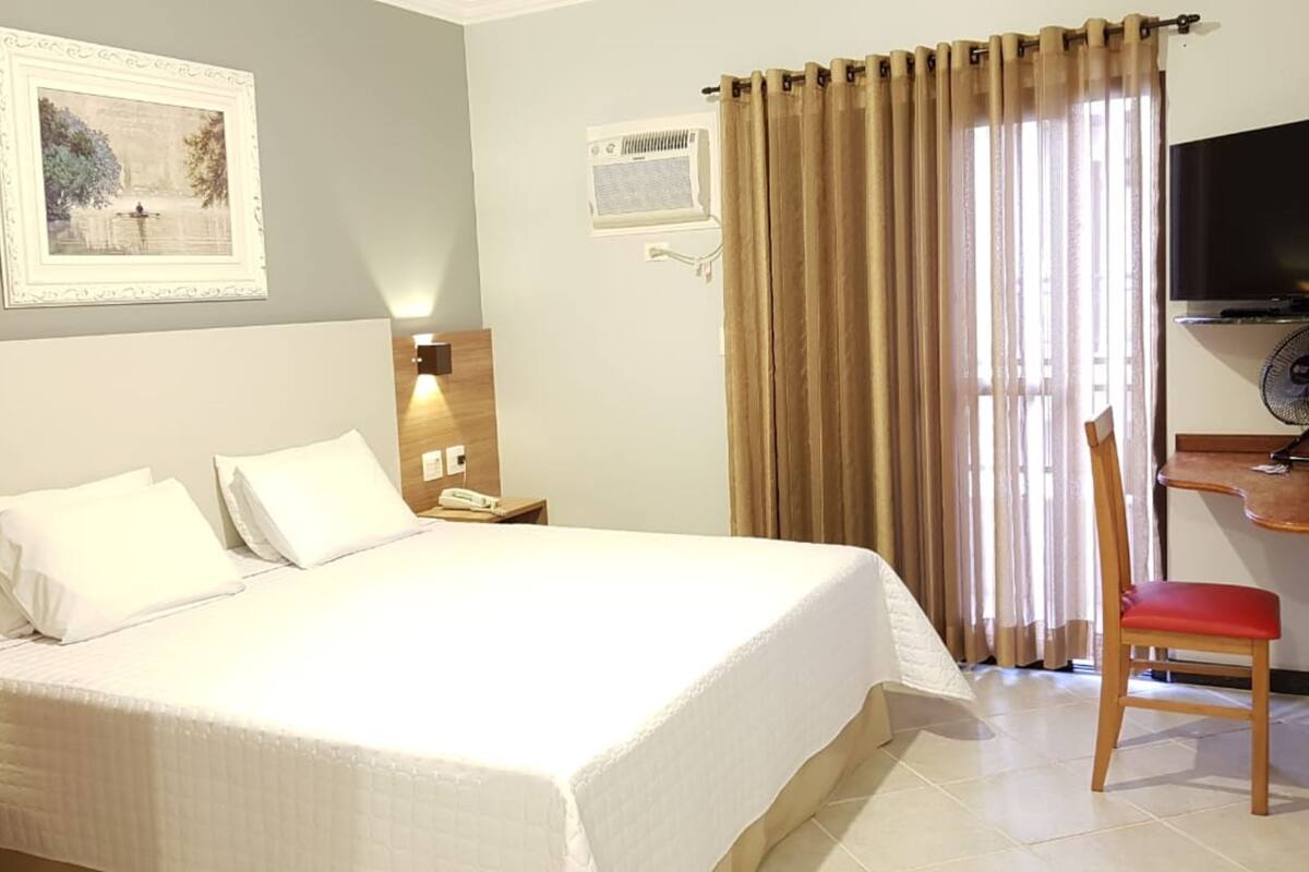 minibar, in-room safe, desk, free wifi