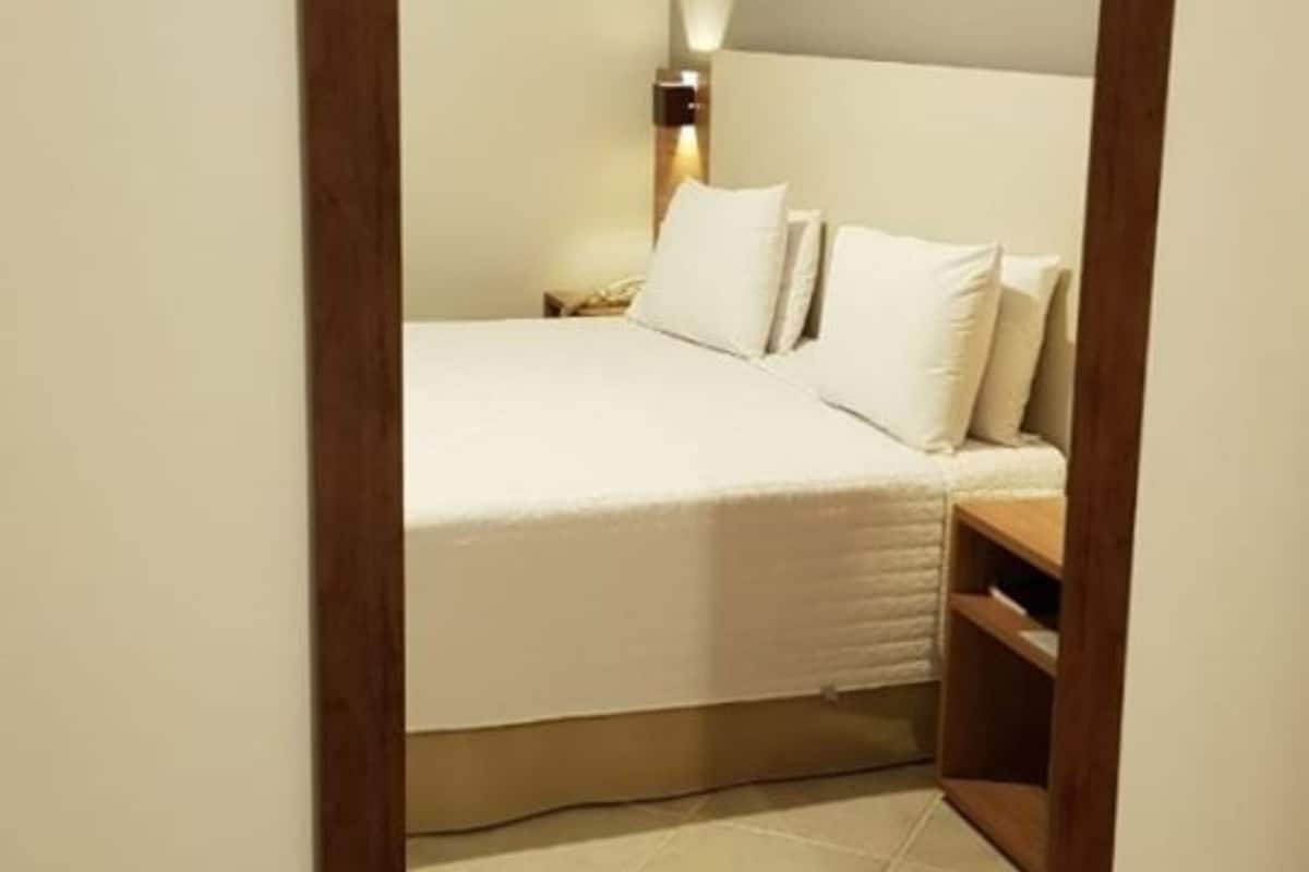 minibar, in-room safe, desk, free wifi