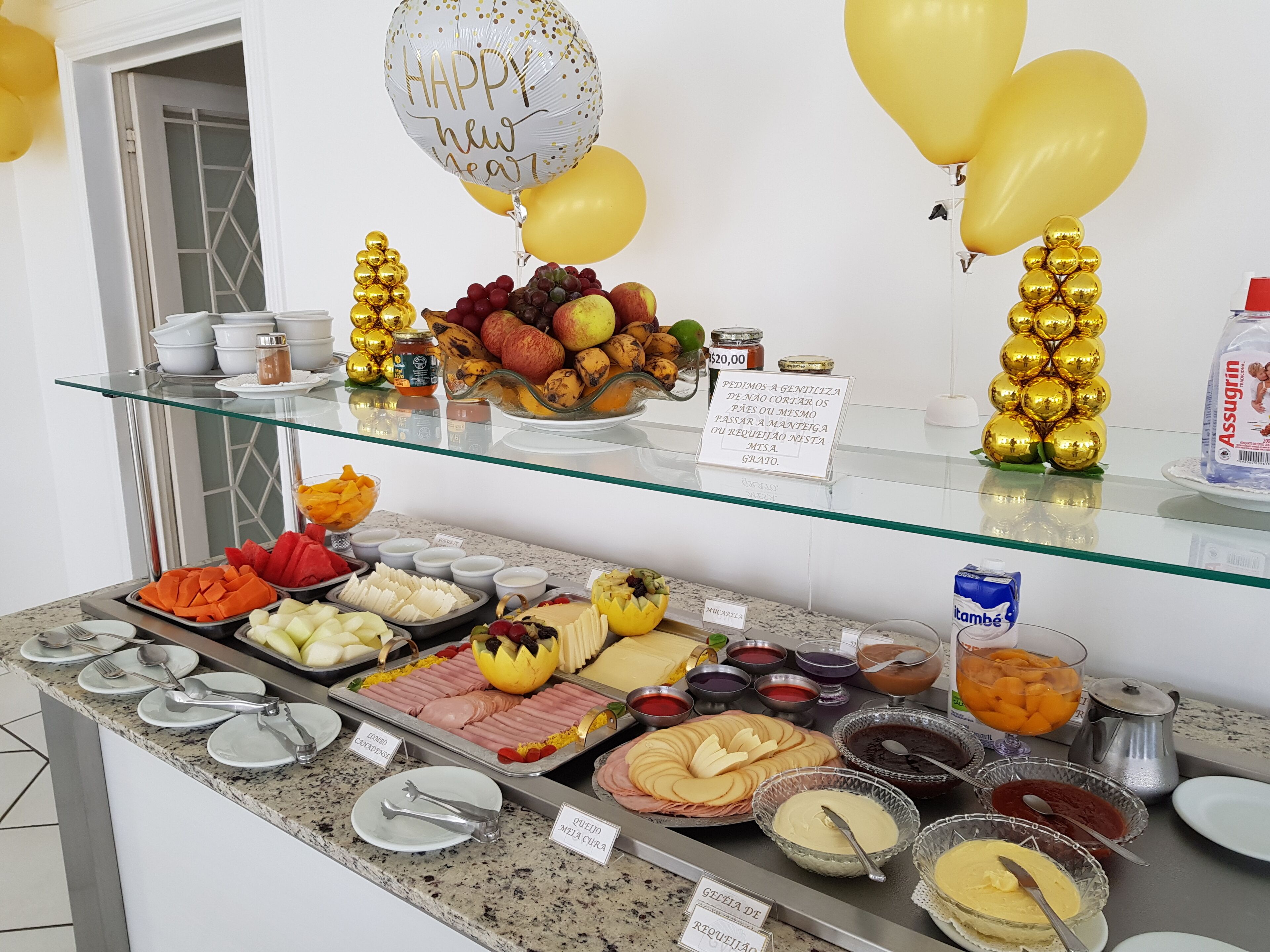 매일 뷔페 무료 아침 식사 포함