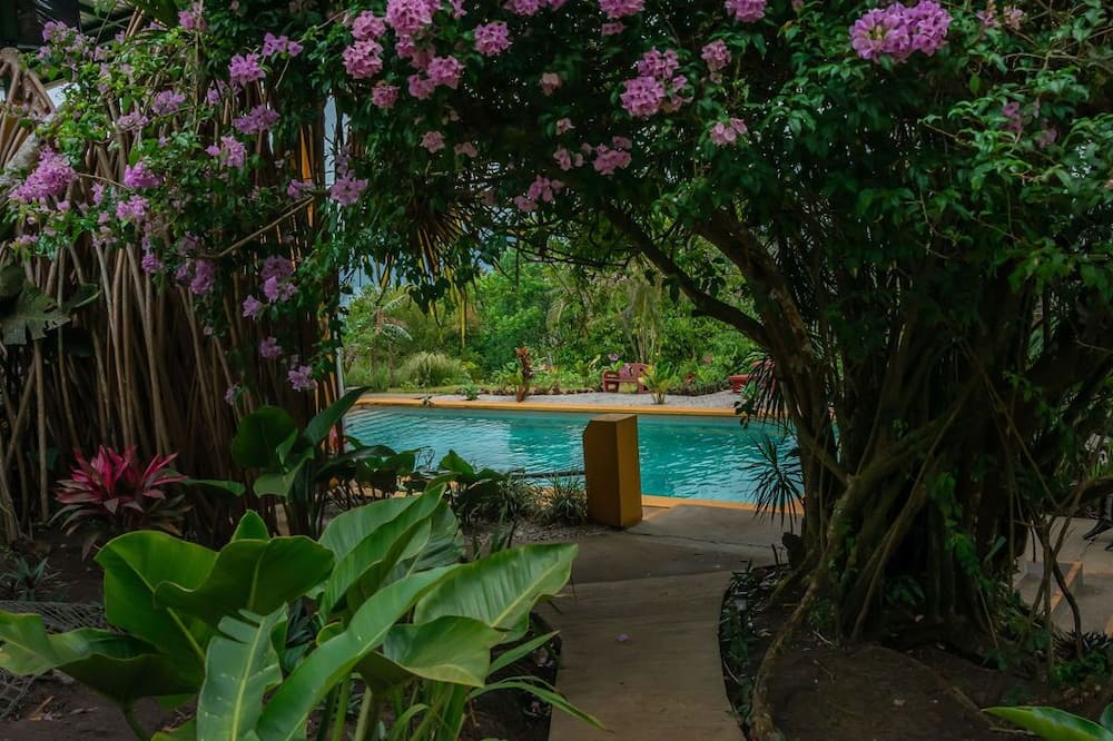 Lake Arenal Hotel, Brewery & Farm
