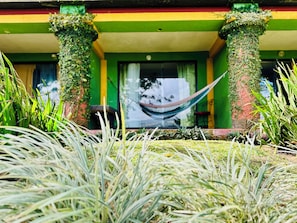 公寓 (104) | 書桌、免費無線上網、床單