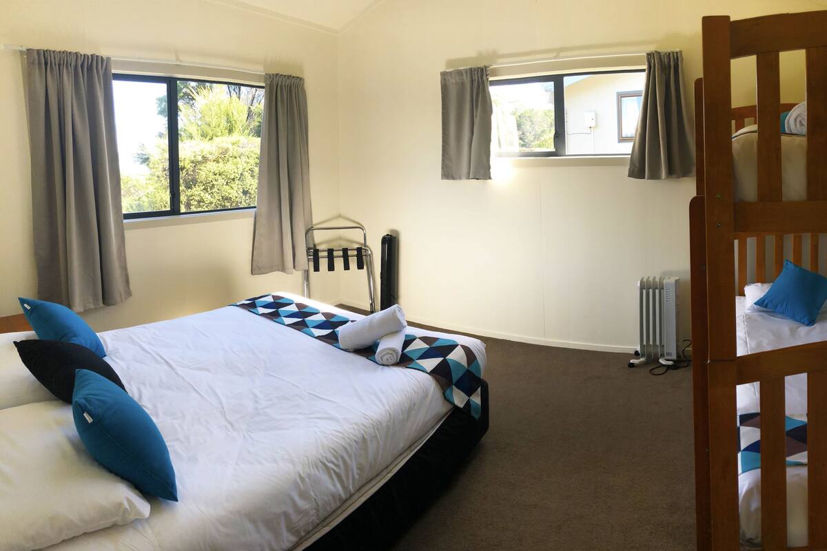 2 Bedroom Superior Bay View Villa | WiFi (free), individually decorated, individually furnished, bed sheets