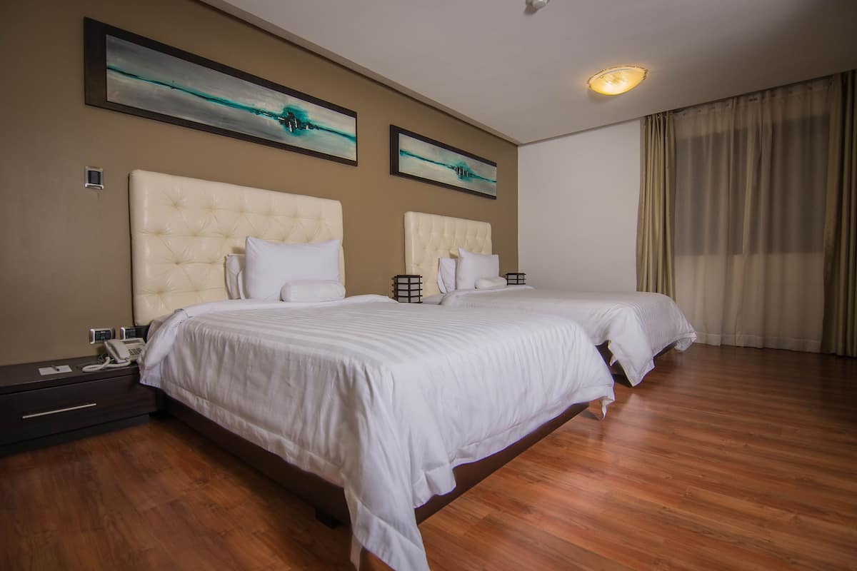 1 bedroom, Egyptian cotton sheets, premium bedding, pillowtop beds
