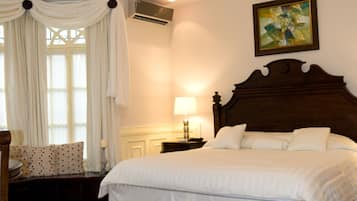 Suite, 1 King Bed - Mansion Wing | Hochwertige Bettwaren, Minibar, Zimmersafe, Verdunkelungsvorhänge