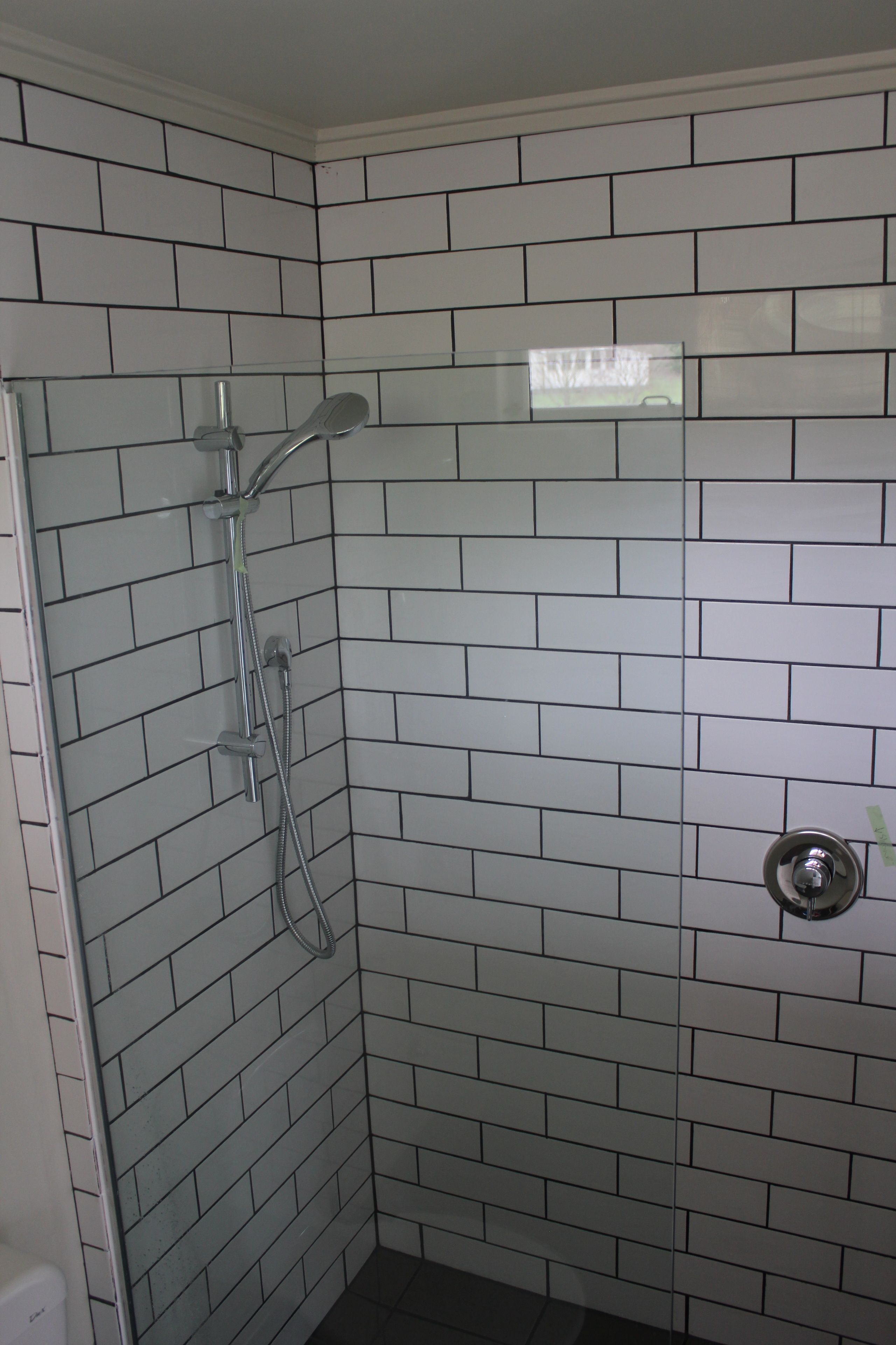 Studio | Bathroom | Shower, free toiletries, hair dryer, towels