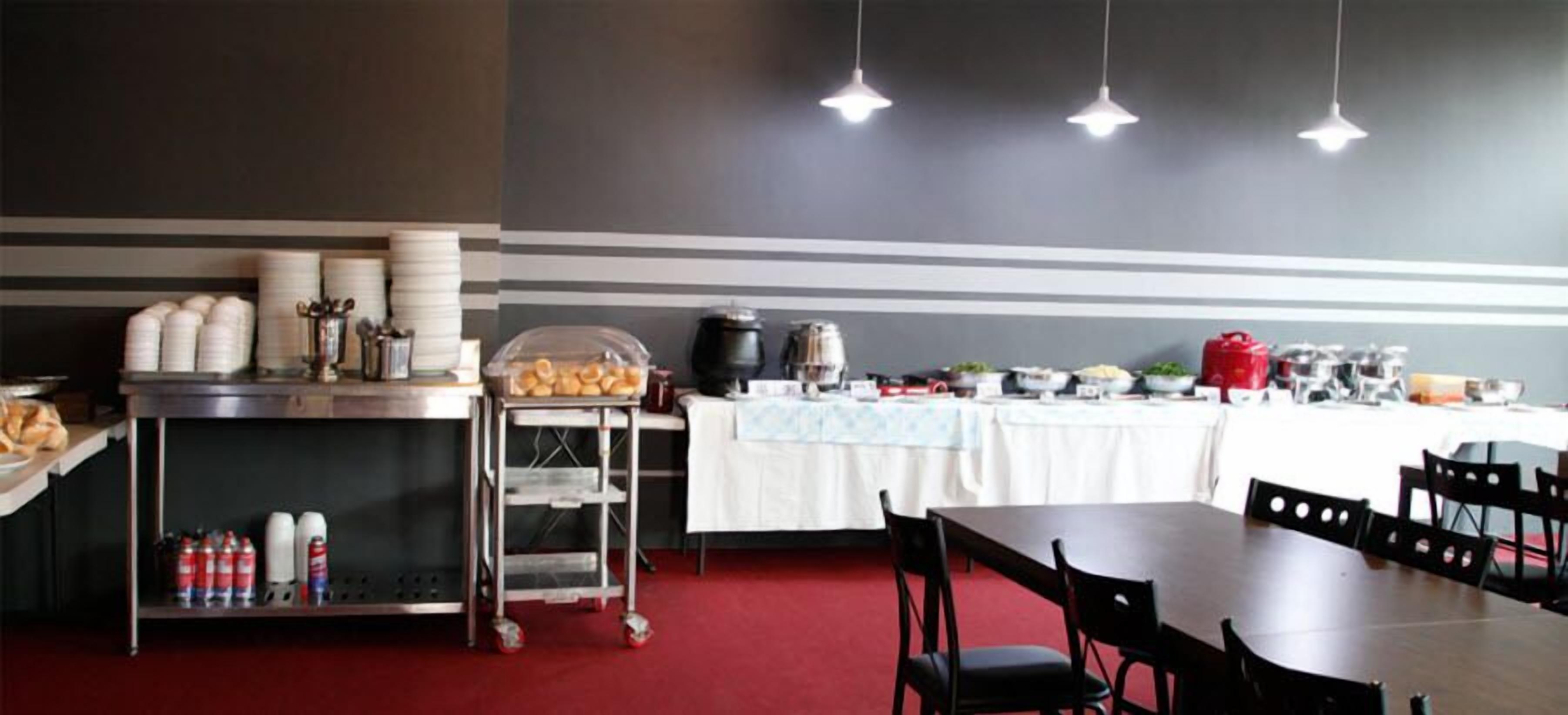 free daily self-service breakfast