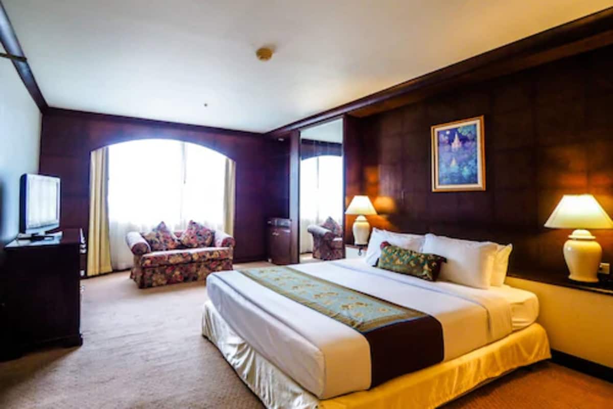 Suite ejecutiva | 1 habitación, ropa de cama hipoalergénica y minibar